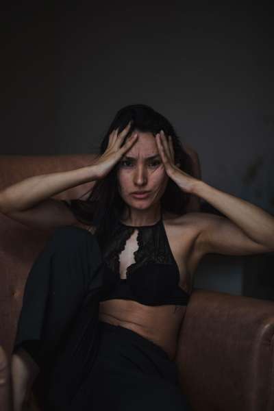 Flor de Oriente - Modelo vivo