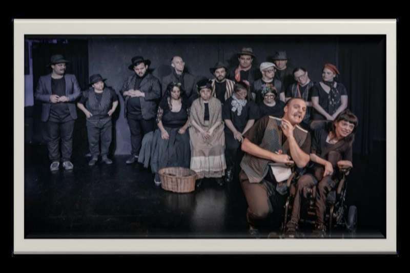 elenco de la obra de teatro Inmigrantes
