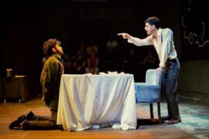 Un Dios Olvidado, del director, escena